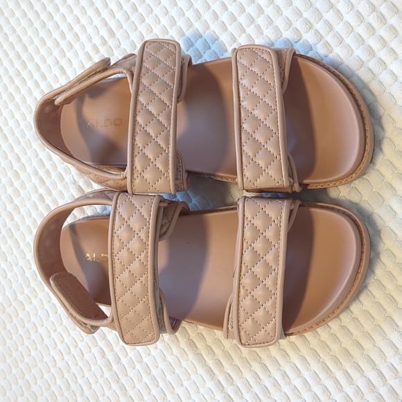 Aldo Eowilwia Pink Quilted Sandals Size 8.5 - Picture 3 of 7